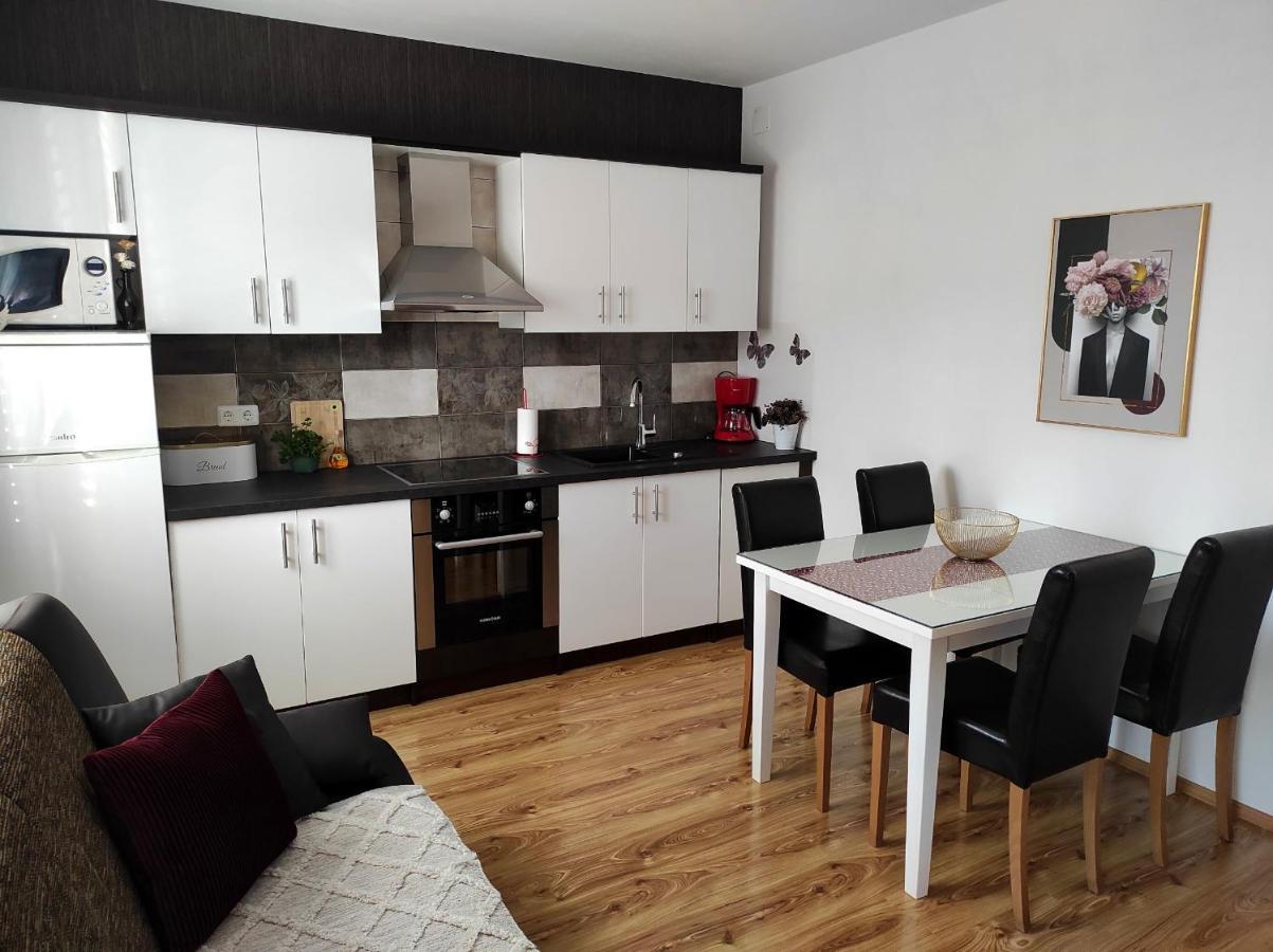 Apartment Zunabovic تروغير المظهر الخارجي الصورة